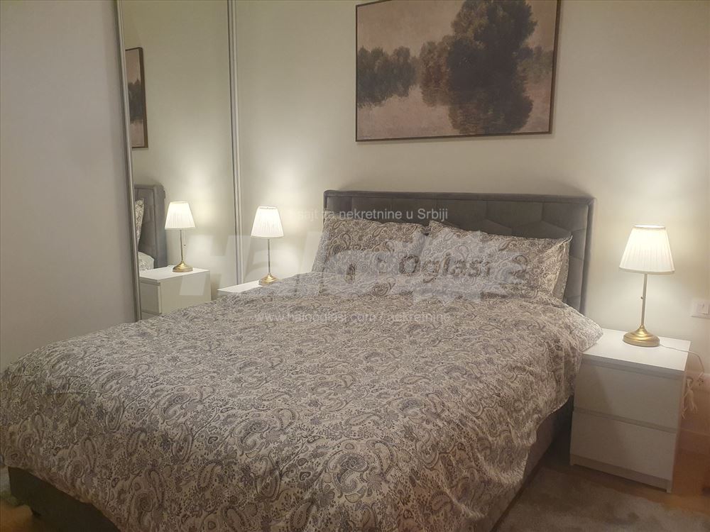 BW Sensa: 2 Bedroom Cozy Retreat & 2 Parking Lots — 13