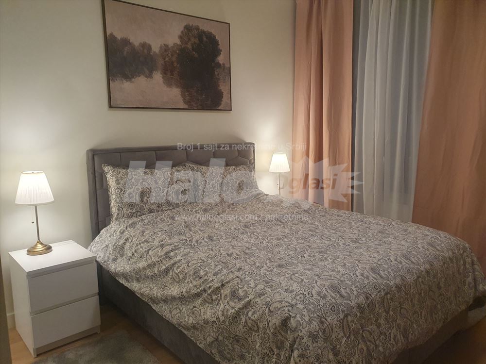 BW Sensa: 2 Bedroom Cozy Retreat & 2 Parking Lots — 15