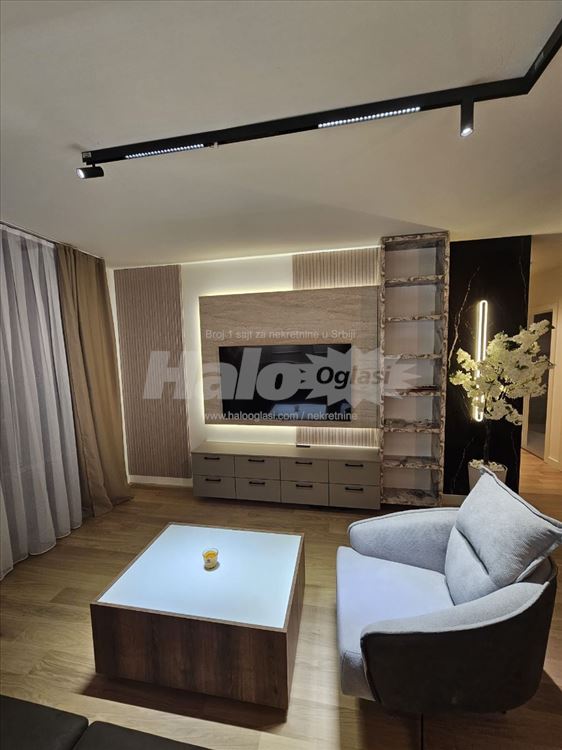 BW SENSA 81m² Luxury Apartment with Garage | Belgr — 7