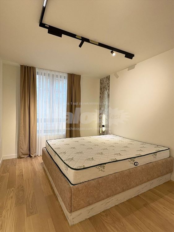 BW SENSA 81m² Luxury Apartment with Garage | Belgr — 11