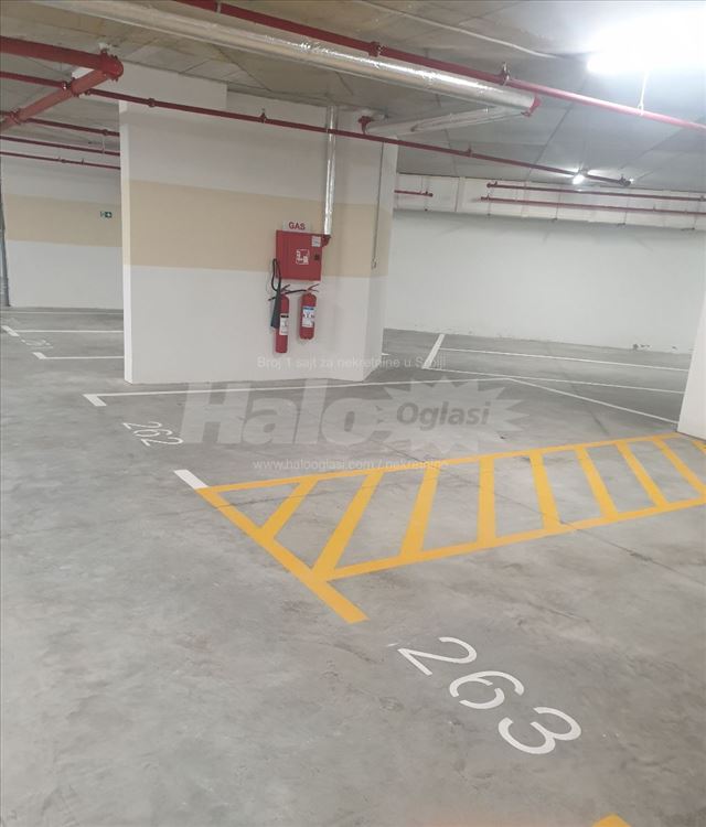 BWSimfonija garažno mesto šire od standarda 16,5m2 — 2