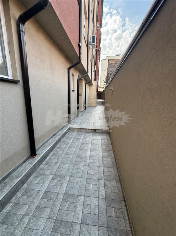 Cara Dušana Zemun prodaja stana novogradnja — 4