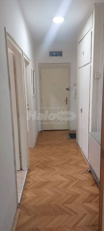 Cara Urosa, Dorćol, 40m2, zapadno orjentisan — 11