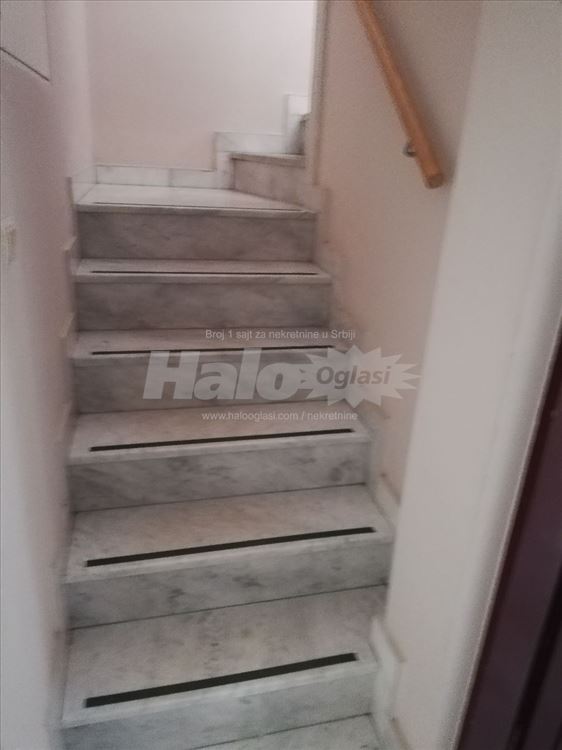 Cela kuća 270m2, Banovo brdo, Orfelinova — 5