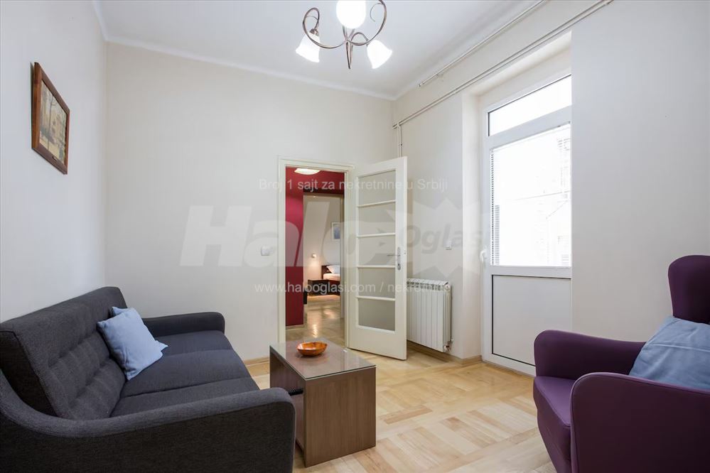 CENTAR, 2.0, Knez Mihailova, Marsala Birjuzova — 5