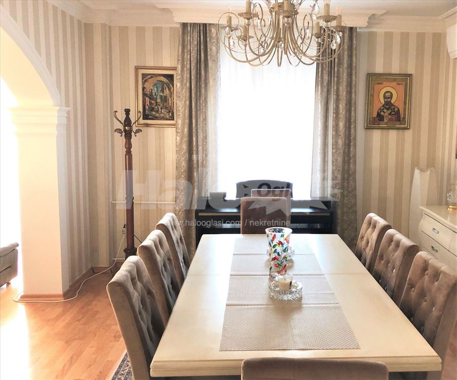 Centar Banovog Brda kod Doma zdravlja — 4