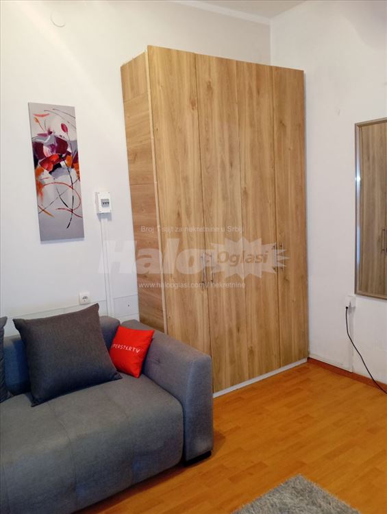 Centar Beogradjanka 0641116765 Vlasnik — 13
