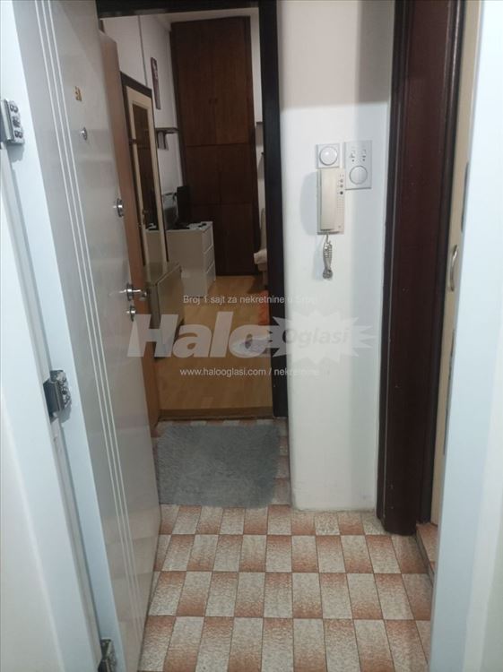 Centar, Knez Mihailova, garsonjera — 5