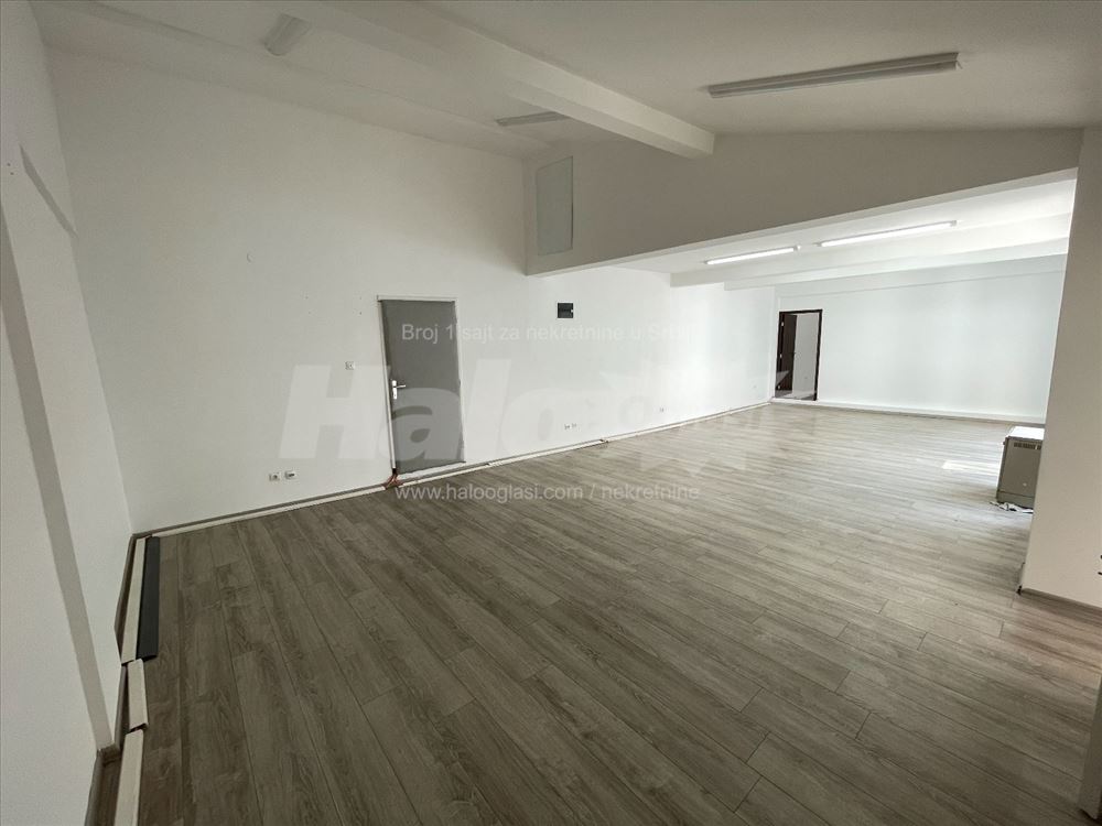 Centar Kosovska poslovni prostor + 2 parking mesta — 7