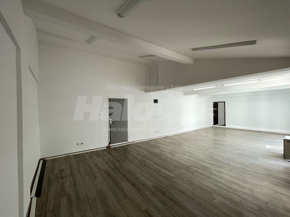 Centar Kosovska poslovni prostor + 2 parking mesta — 8