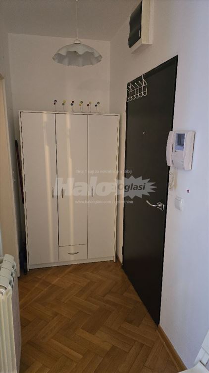 Centar, Krunska, nova zgrada — 6