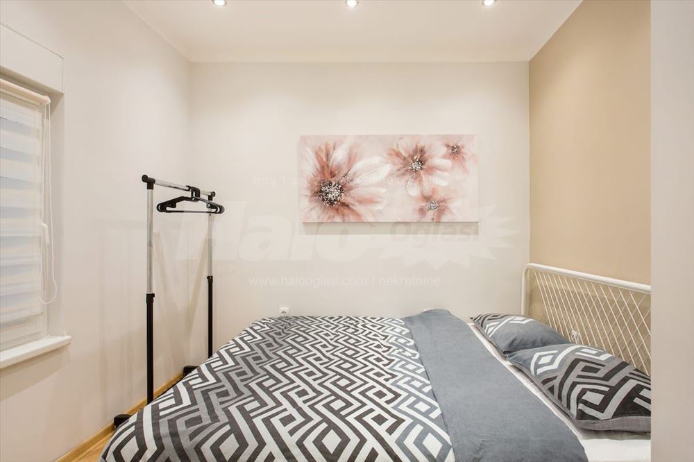 Centar - Lux Stan, 33m2 + Privatna Bašta — 11