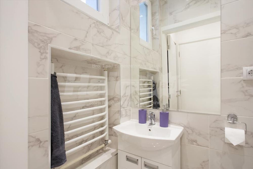 Centar - Lux Stan, 33m2 + Privatna Bašta — 14
