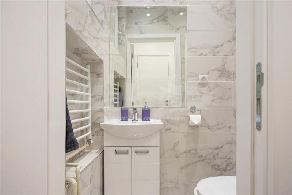 Centar - Lux Stan, 33m2 + Privatna Bašta — 15