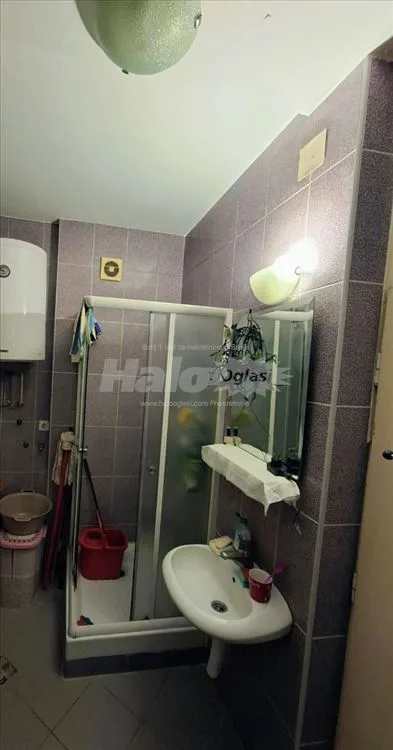 Centar Mladenovca – 45 m² sa pogledom na trg — 6