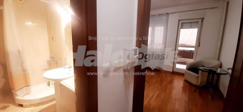 Centar,može i na kraći period,vlasnik — 7
