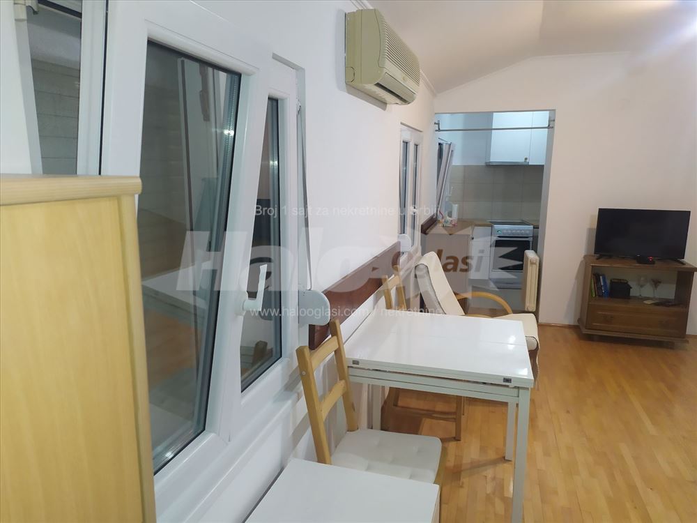 Modern & Quiet 3.0 Apt – Vlajkovićeva (Parliament) — 2