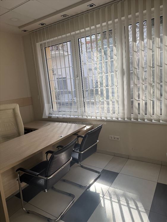 Centar, stambena zgrada kao poslovni prostor — 8