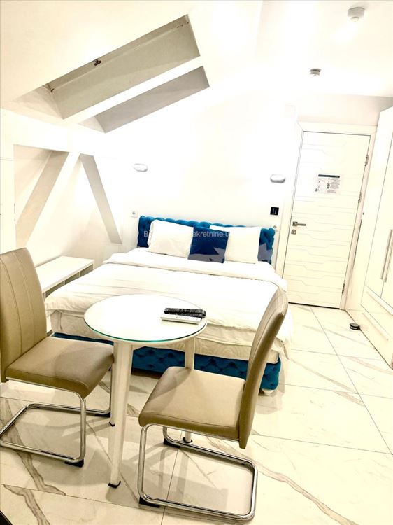 Centar - Trg republike 120m2 — 13
