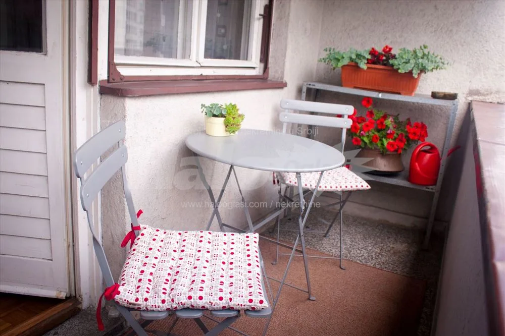 Centar, trosoban namešten stan — 14
