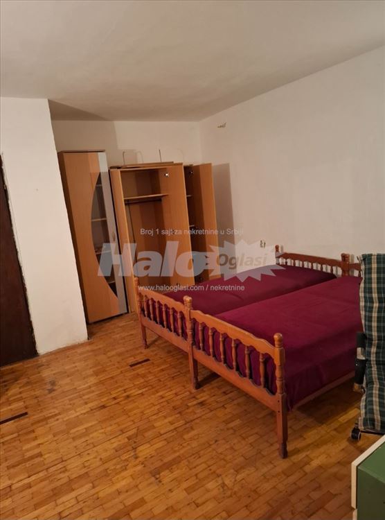 Centar, u blizini Skupstine — 6