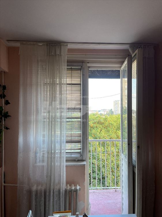 Centar Zemuna, 1.5 stan, izdaje se na 6 meseci — 5