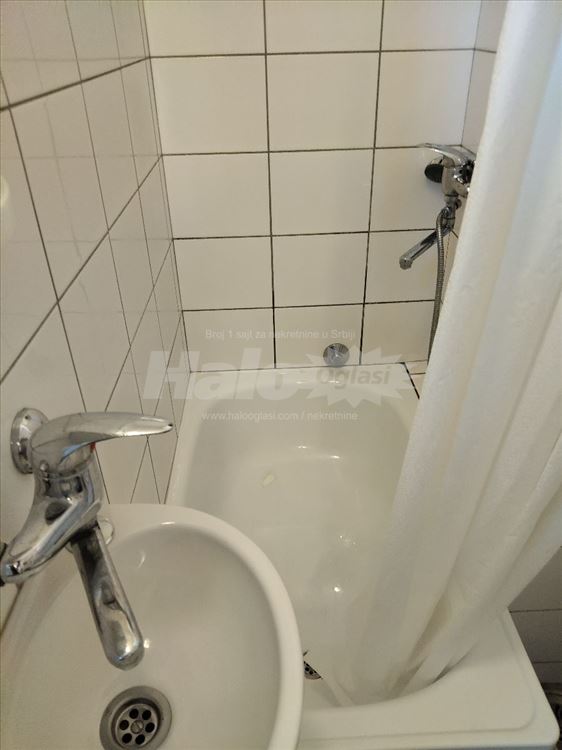 CENTAR,VUK,Ruzveltova,3/7,Infostan u ceni,vlasnik — 8