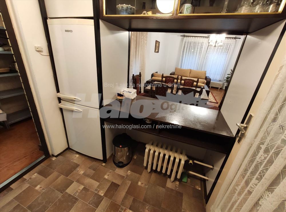 Cerak Vinogradi 48m2 infostan uračunat u cenu — 4