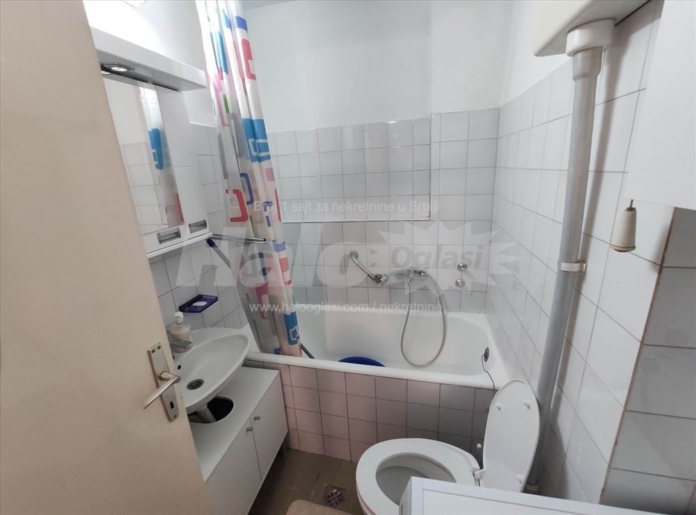 Cerak Vinogradi 48m2 infostan uračunat u cenu — 11