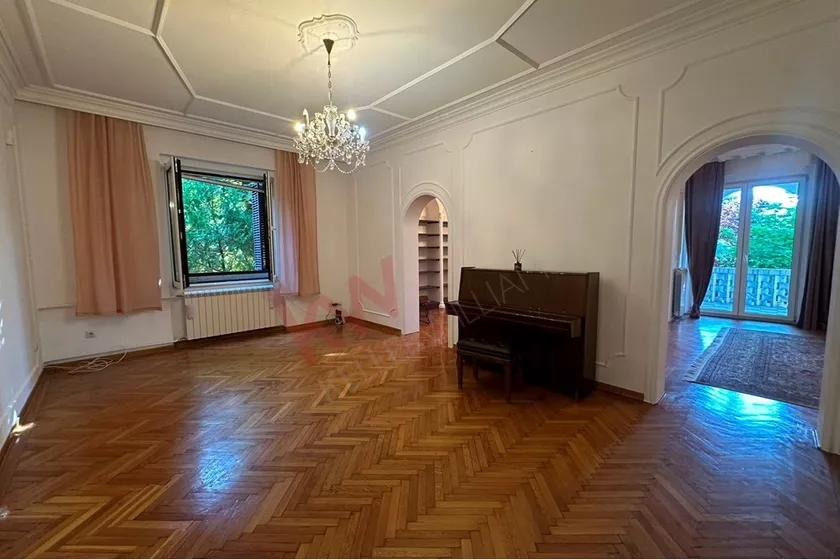 Četvorosoban stan za izdavanje, Koste Glavinića, 990€, 86m² — 4