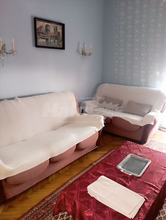 Crveni krst, Dravska, jednoiposoban, salonac — 2