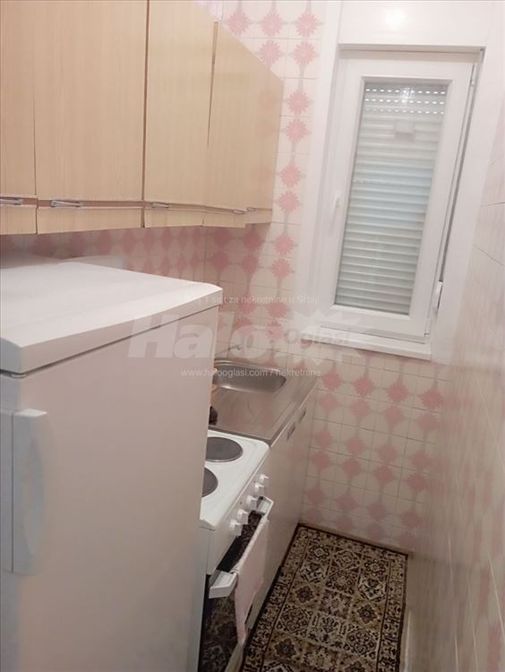 Crveni krst, Dravska, jednoiposoban, salonac — 6