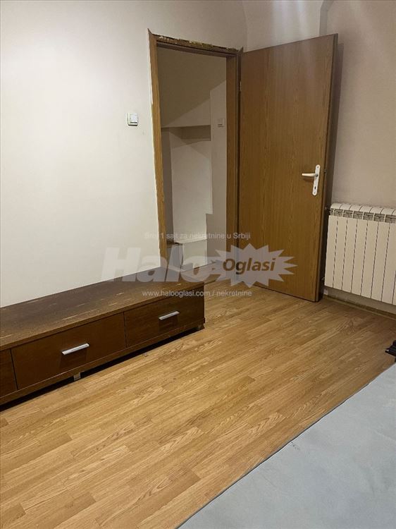 Crveni krst - rezije uracunate u cenu — 5