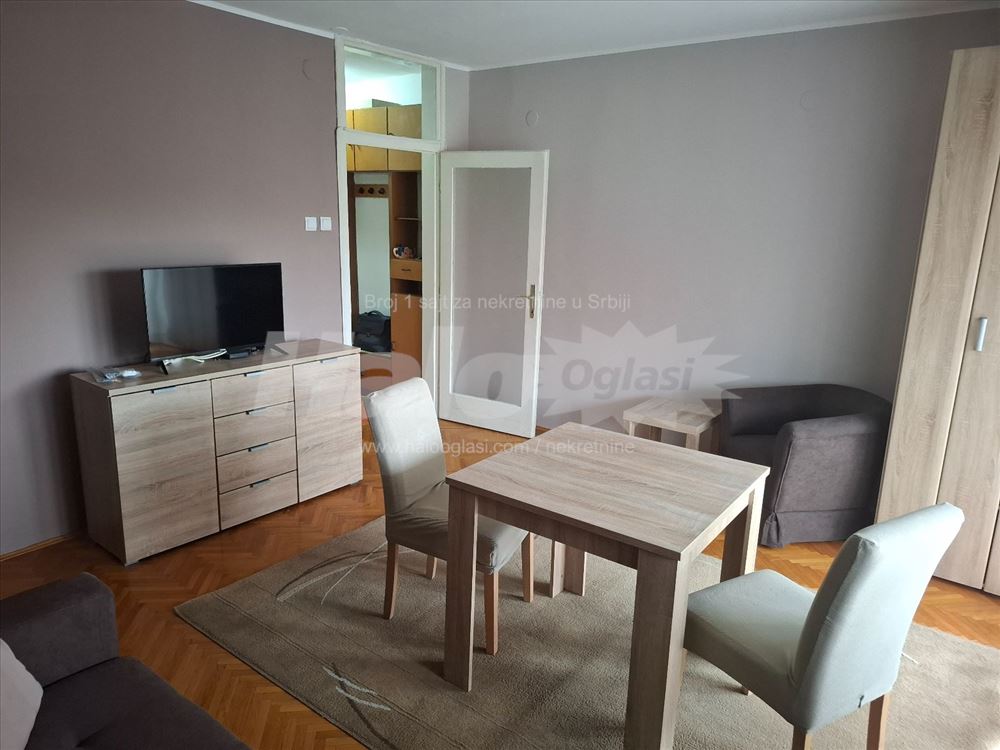Cukaricka padina top garsonjera 27+5m2 terasa — 6