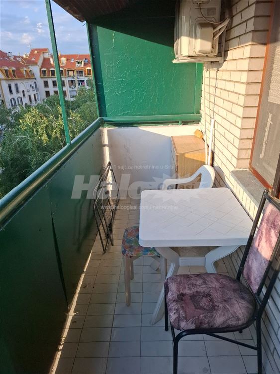 Cukaricka padina top garsonjera 27+5m2 terasa — 11