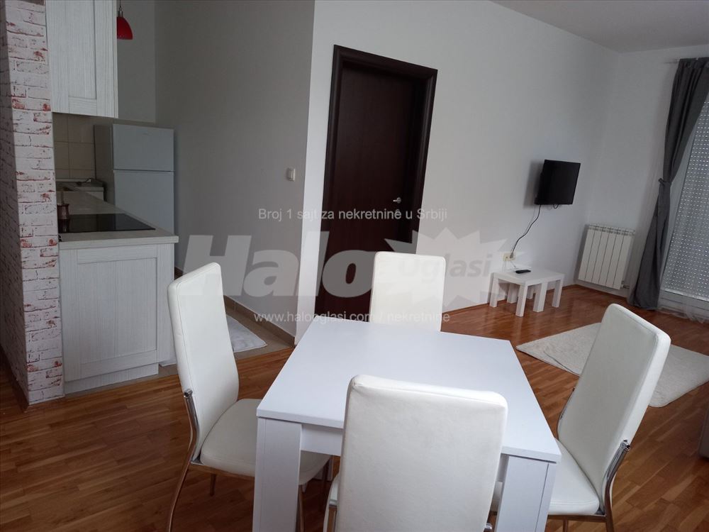 Cvetanova ćuprija, lux, 44m2 — 10