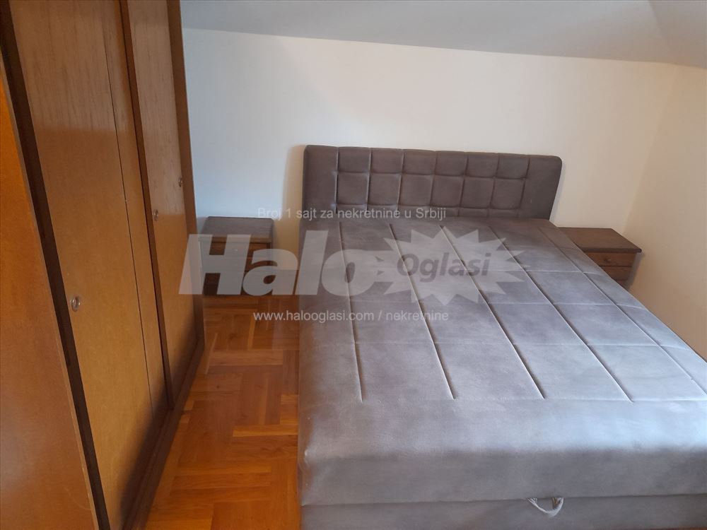 Cvetkova pijaca,Vojvode Dovezenskog 105 m2 — 5