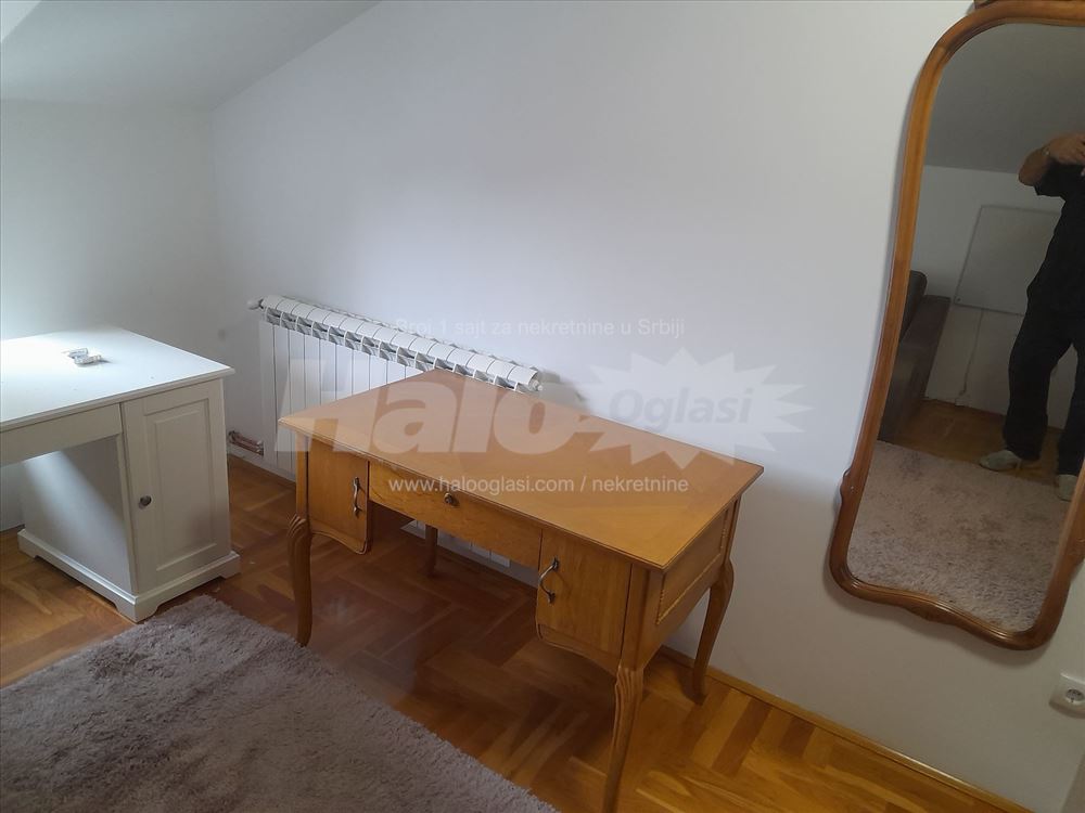 Cvetkova pijaca,Vojvode Dovezenskog 105 m2 — 11