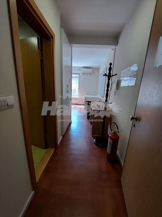 Dalmatinska - 4 stana - bez posrednika-čitaj opis — 5