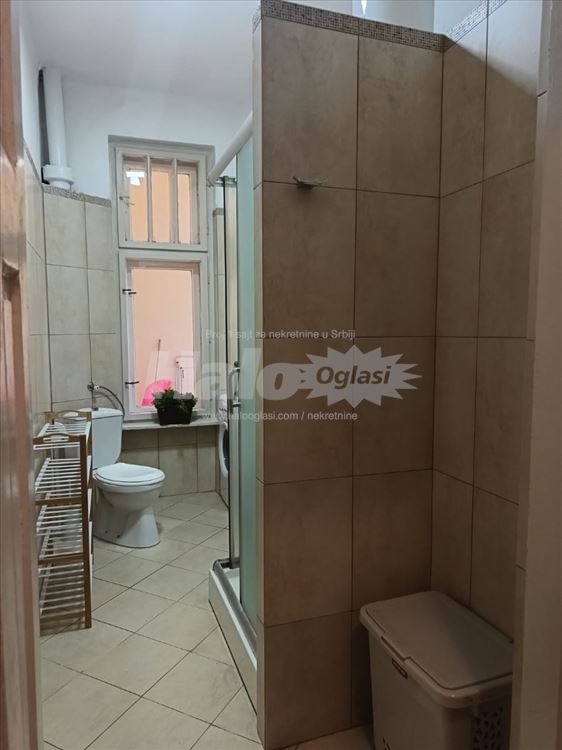Dalmatinska dvosobni salonac — 6