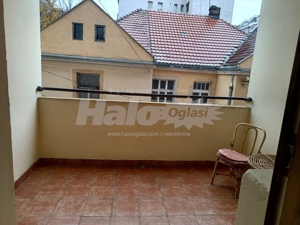 Dalmatinska dvosobni salonac — 7