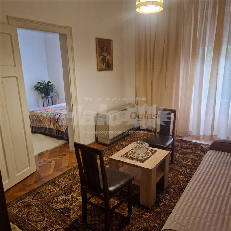 Dalmatinska dvosobni salonac — 11