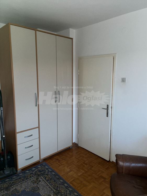 Dedinje 3.0 odličan, Stjepana Filipovića — 10