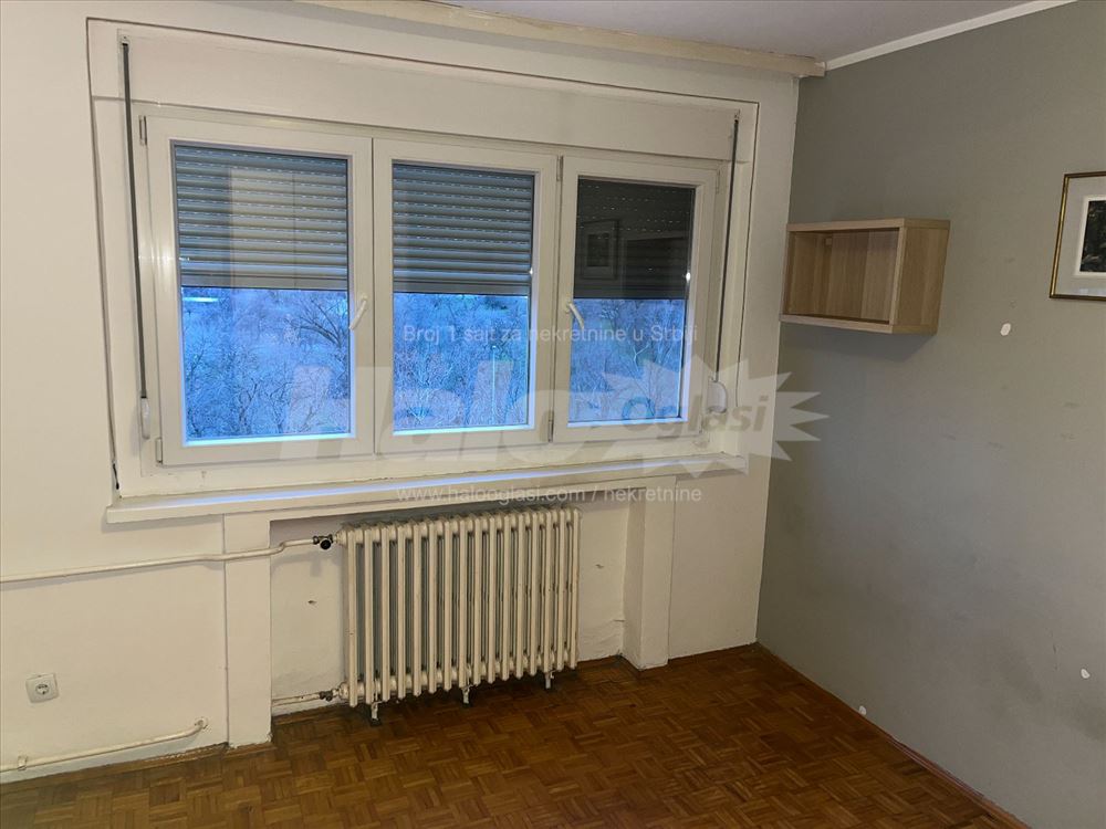 Dedinje 3.0 odličan, Stjepana Filipovića — 12