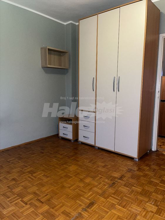 Dedinje 3.0 odličan, Stjepana Filipovića — 13
