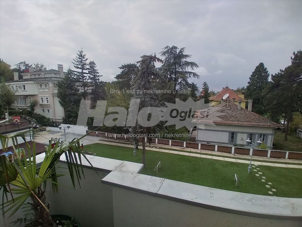 Dedinje 43m2 + Parking mesto — 2