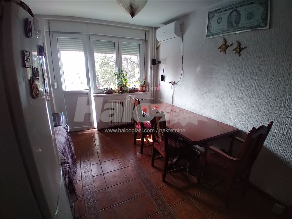Dedinje 43m2 + Parking mesto — 7
