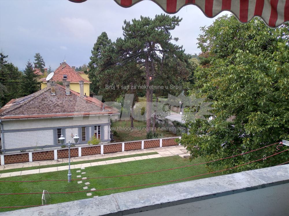Dedinje 43m2 + Parking mesto — 9