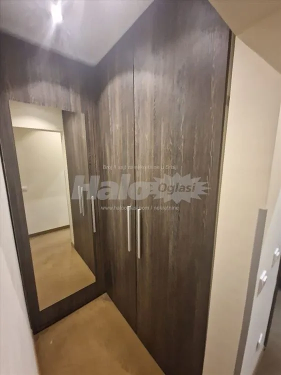 Dedinje-53,4m2 na prodaju, dvoriste sa bazenom — 5