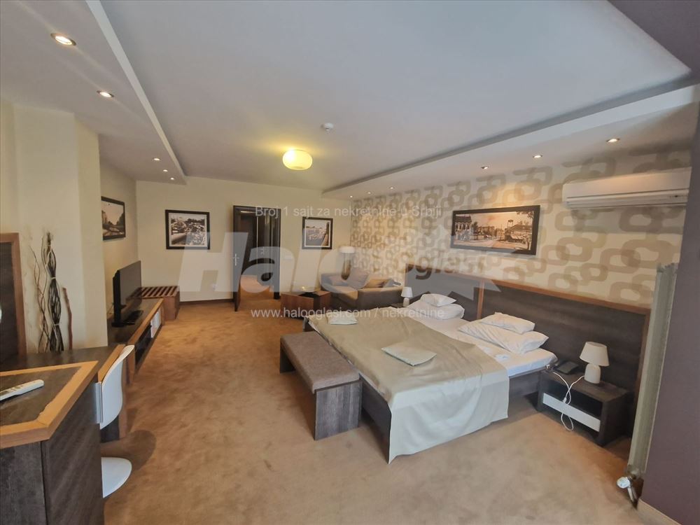 Dedinje-duplex 150m2, dvorište sa bazenom, garaža — 5